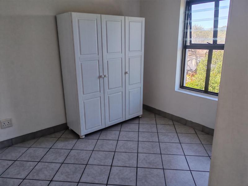 4 Bedroom Property for Sale in Sandbaai Western Cape